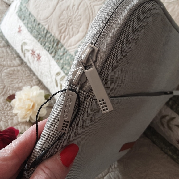 NEW WITH TAGS LACDO LAPTOP/ TABLET SLEEVE CASE - Picture 6 of 15